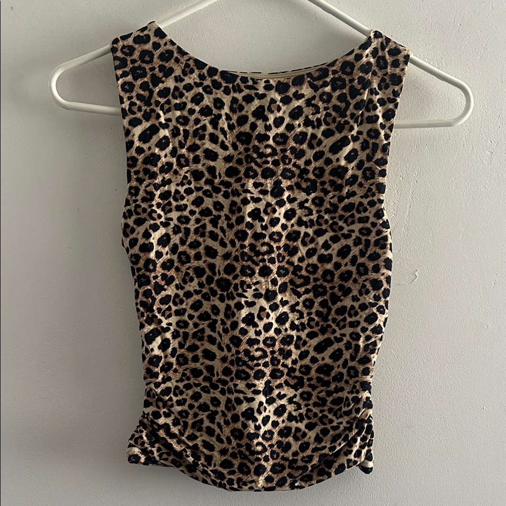 Leopard Print Sleeveless Tank Top - Beige/Black